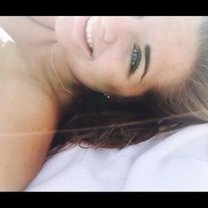 Meet your Posher, Lindsey