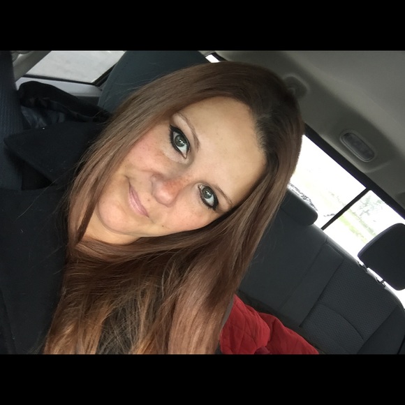 Meet your Posher, Lindsey