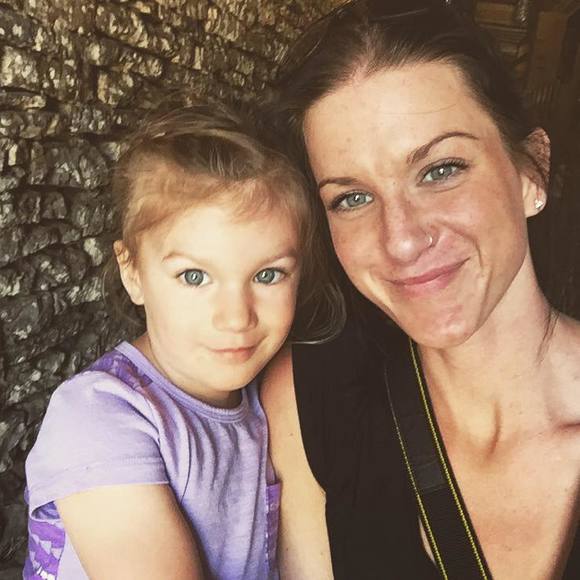 Meet your Posher, Leah