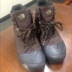 Waterproof Northface Heatseeker boots