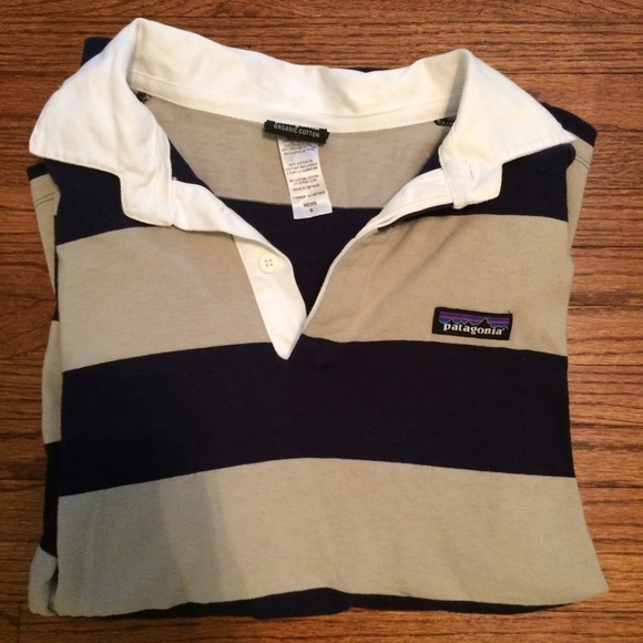 Never worn Patagonia striped pull over