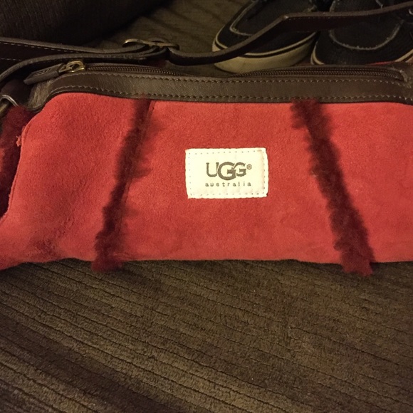 Ugg Shoulder Purse - Picture 1 of 4