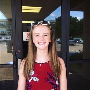 Meet your Posher, Hope