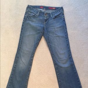 Sold ✅ Express jeans