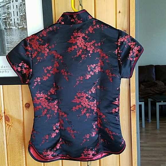 Asian top - Picture 2 of 2