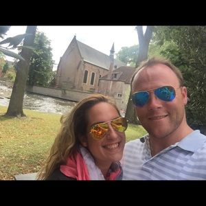 Meet your Posher, Samantha