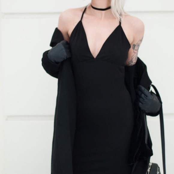 Black Criss Cross Back Dress - Picture 2 of 3