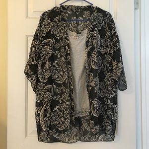 Black Floral Kimono