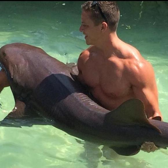 Meet your Posher, Dan - Picture 1 of 1