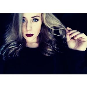 Meet your Posher, Whitney