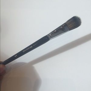 Morphe E9 Oval Foundation Brush