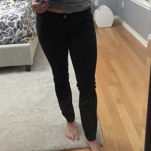 Black skinny jeans