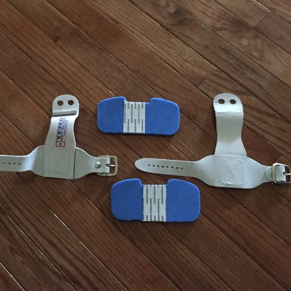 Ten.0 gymnastics grips size 0 and new