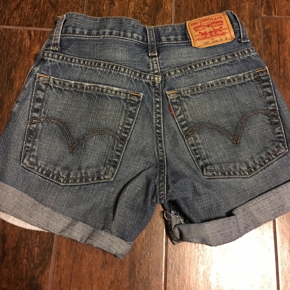 Levi High Waisted shorts