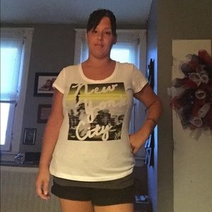 Meet your Posher, Madeline