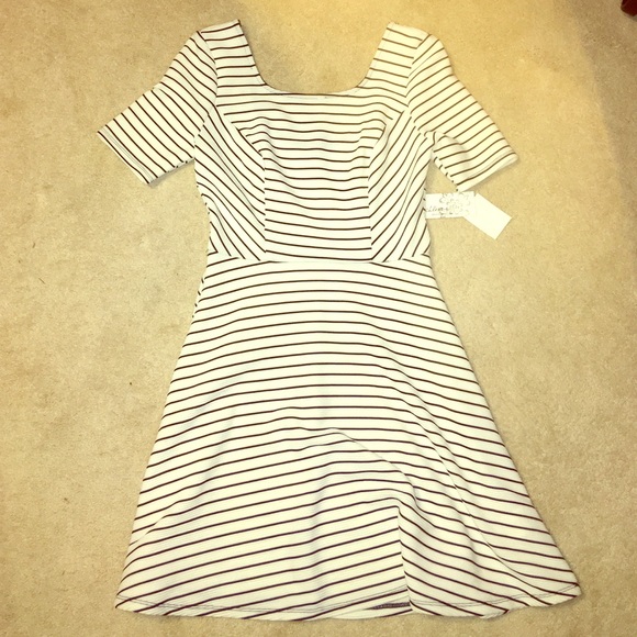 A dress!! - Picture 1 of 3