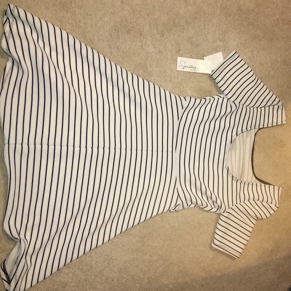 A dress!! - Picture 2 of 3