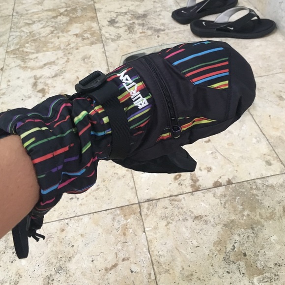 Burton gear gloves