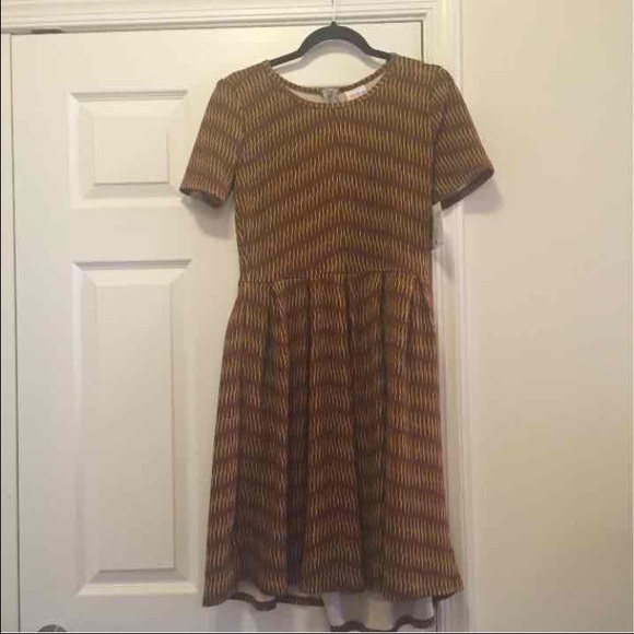 NWT Lularoe Amelia