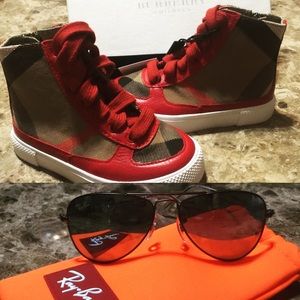 Burberry toddler shoes size 7