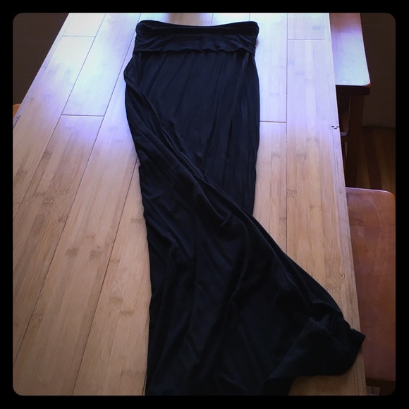TILLYS Long black Maxi skirt