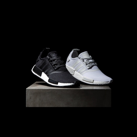 nmd r1 reflective