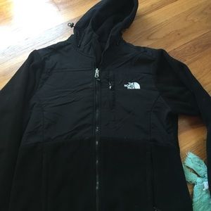 BLACK NORTHFACE JACKET