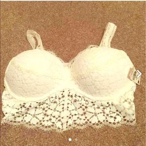 NWT cream lace bralette