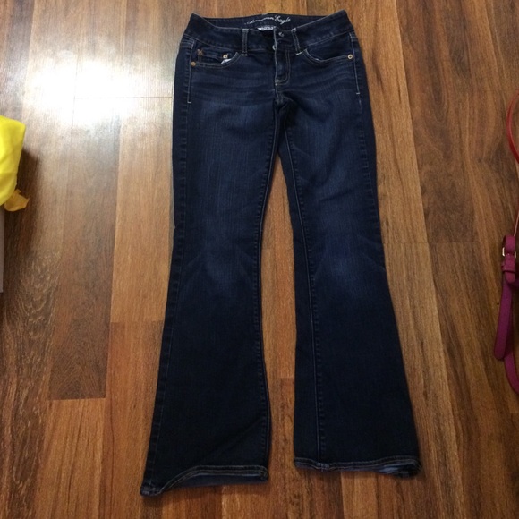 American eagle artist jeans