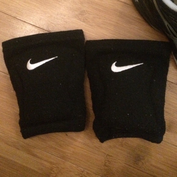 Nike Volleyball Knee Pads