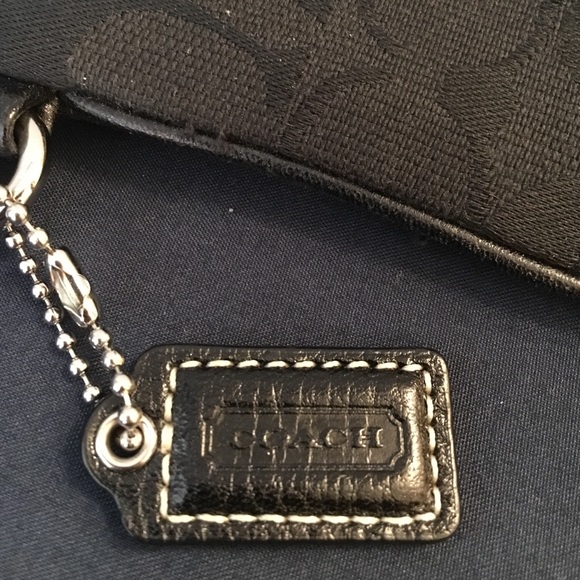 Coach Wristlet in Black Signature Canvas - Picture 4 of 4