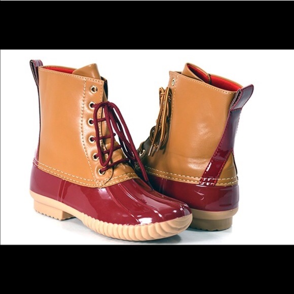 Duck Boots! - Picture 3 of 3