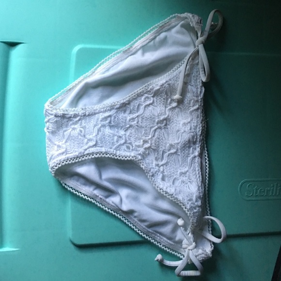 White lace Hollister swim suite bottoms