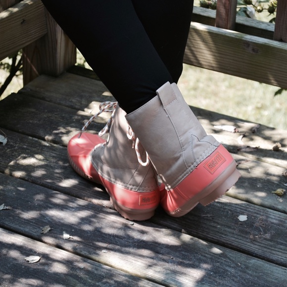 Duck Boots! - Picture 3 of 3