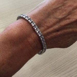 Cubic zirconia tennis bracelet