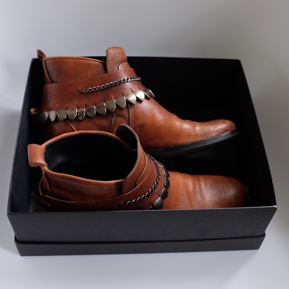 Freda Salvador Shoes - FRĒDA Salvador Jodpur STAR