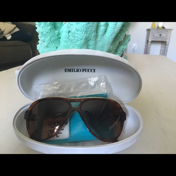 Emilio Pucci sunglasses - Picture 1 of 2
