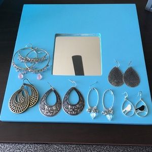 LOTS OF EARRINGS!!!
