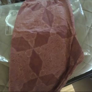 NIB OS LulaRoe leggings red mauve