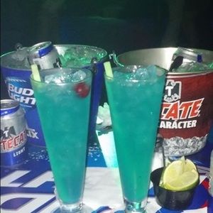 Meet your Posher, Yesenia