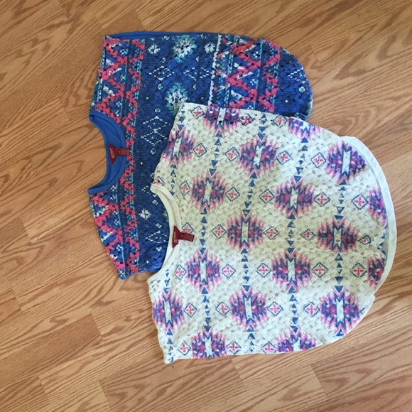 Poncho style shirt bundle