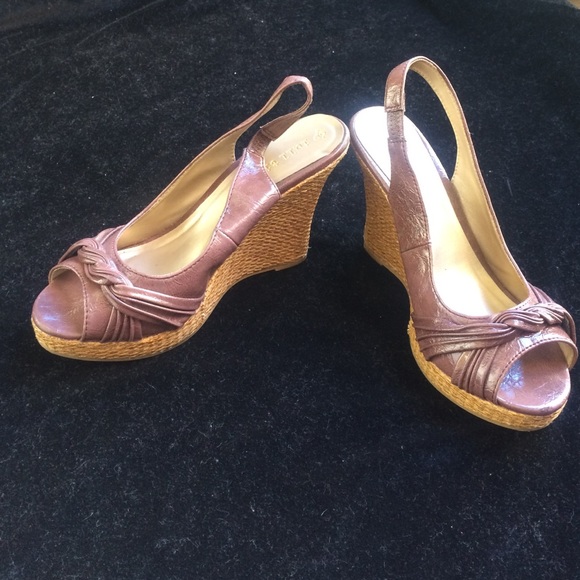 Wedge sandals