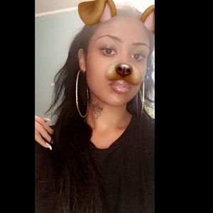 Meet your Posher, Alanza