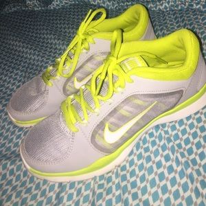 Women Nike shoes