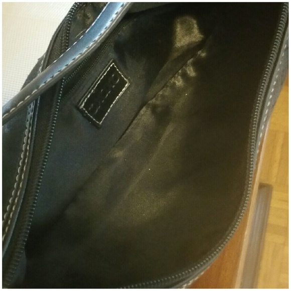 XOXO CUTEST MINI BLACK HANDBAG/PURSE - Picture 3 of 3