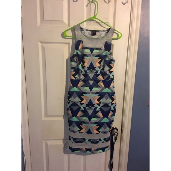 2b Bebe mid length dress
