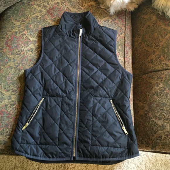 Old Navy light weight quilted vest.