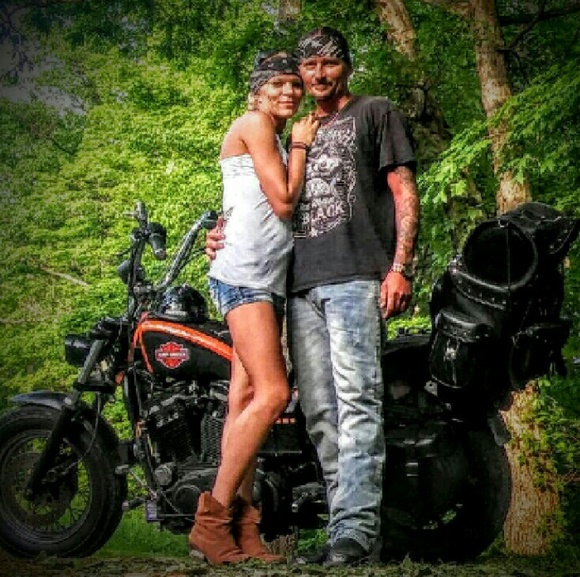 STORE IS CLOSED!!!! - Picture 4 of 4