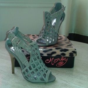 Naughty Monkey leather pump