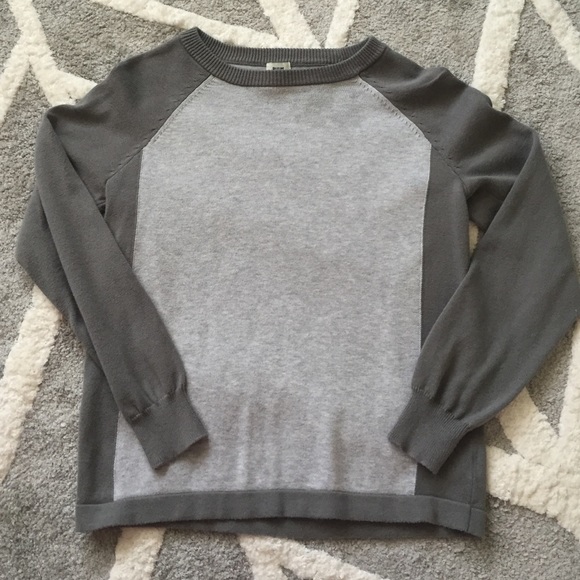 Ruum Two Tone Gray Sweater